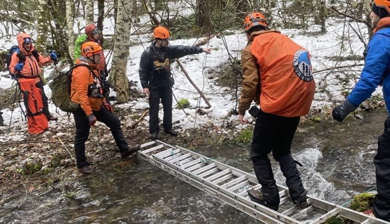 Search and rescue crews look for two Portland men lost while looking for Sasquatch in the Gifford Pinchot National Forest, December 28, 2024 (Skamania County Sheriff's Office)