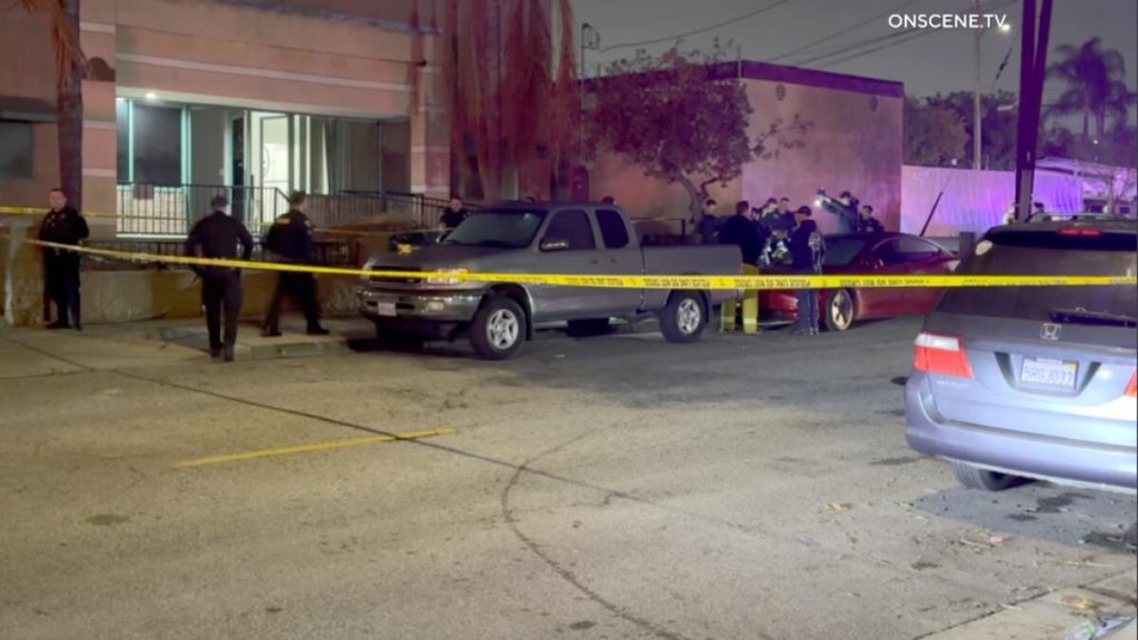 Teenage girl killed, 6 teens injured in shooting at Signal Hill party