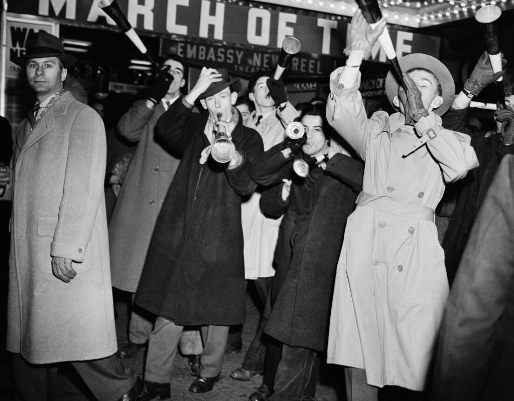 History of the Times Square New Year’s Eve ball drop : NPR