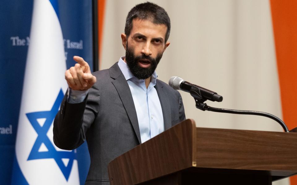 Mosab Hassan Yousef speaking at a screening of uncensored footage of the Hamas massace of Oct 7 at the United Nations