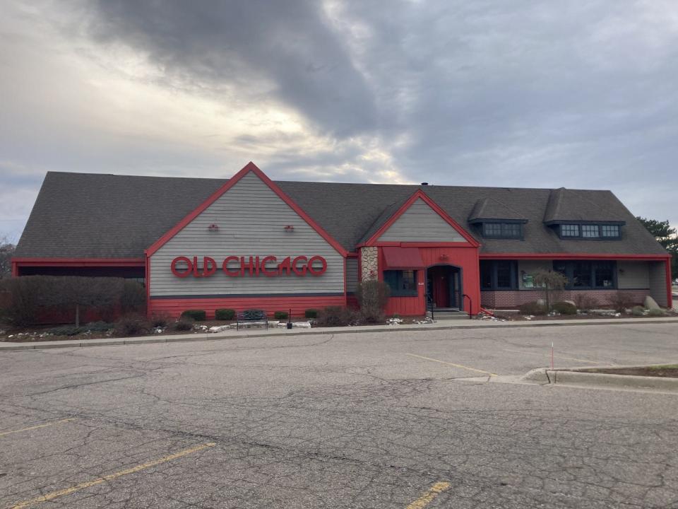 Old Chicago Pizza + Taproom closed its Meridian Township location on West Grand River Avenue in March.