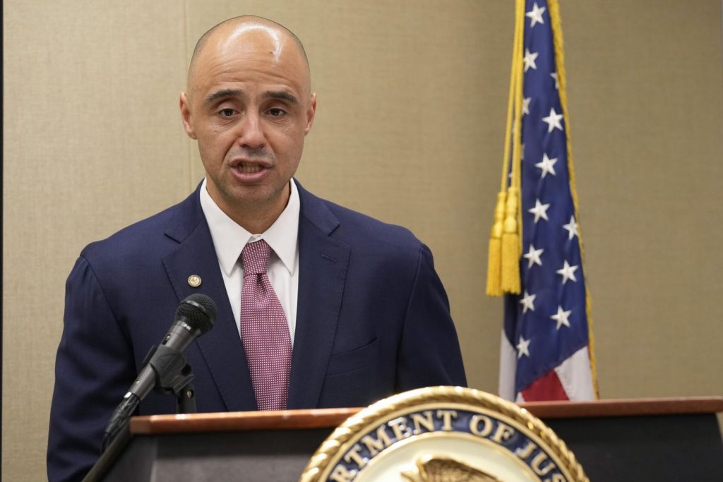 D.C.'s top prosecutor to resign before Trump takes office
