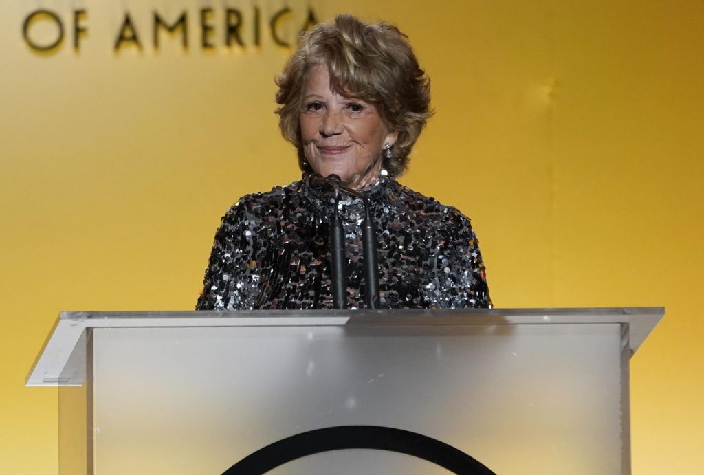 Linda Lavin, Tony-winning Broadway actor who starred in the sitcom 'Alice,' dies at 87