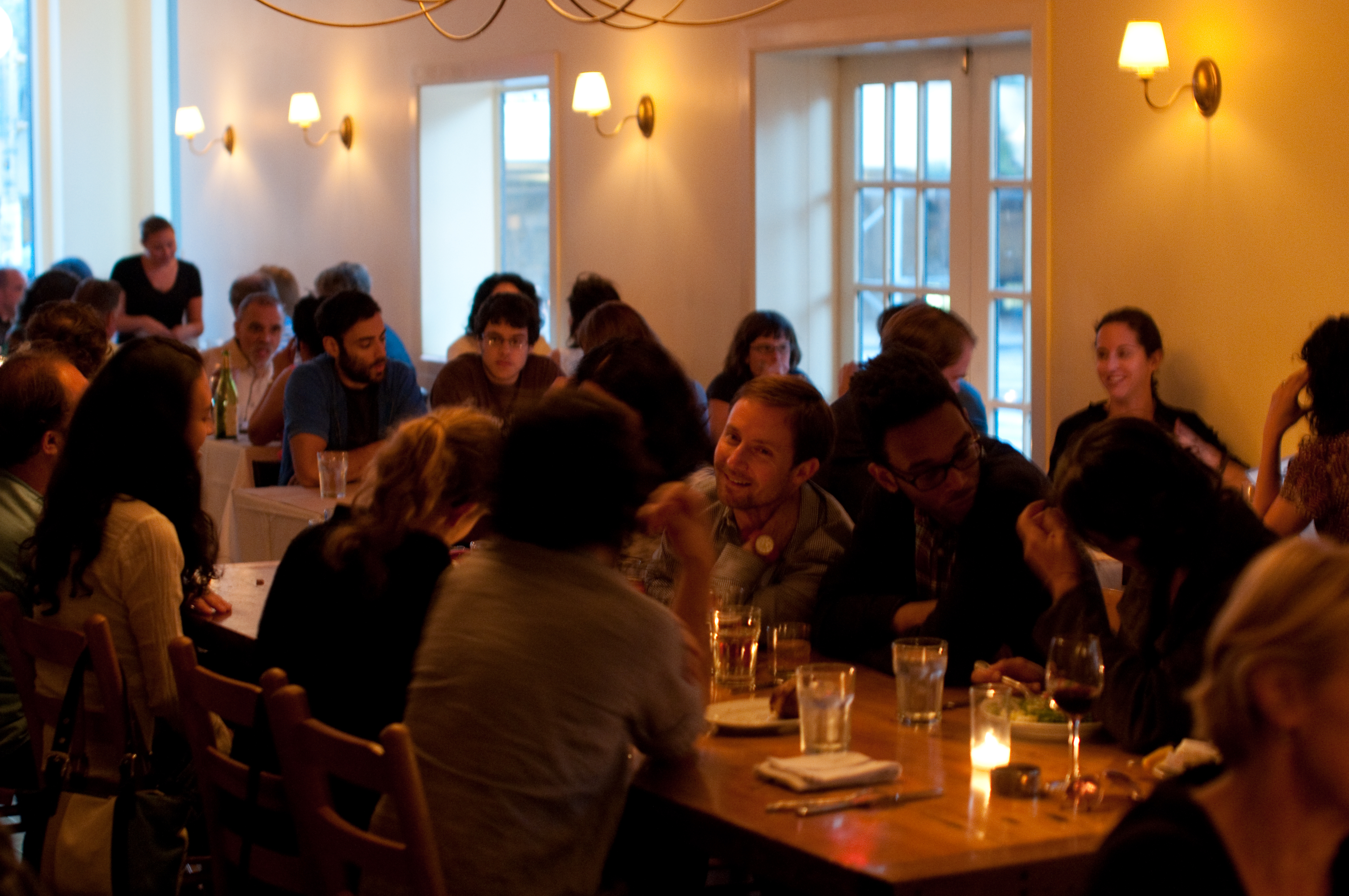 A crowded restaurant