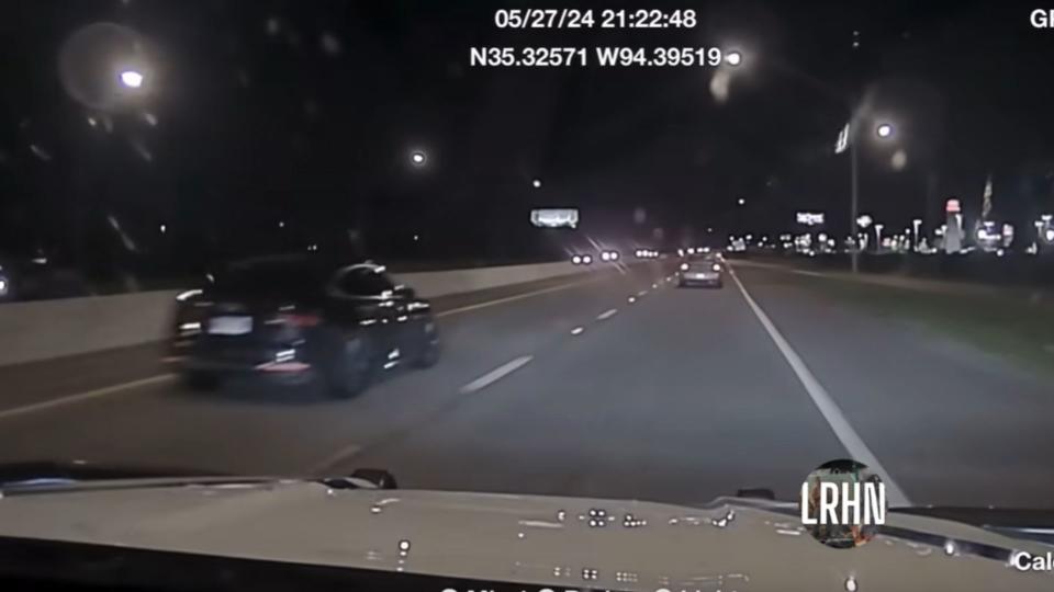 Audi S5 Blacks Out To Smoke Arkansas State Police