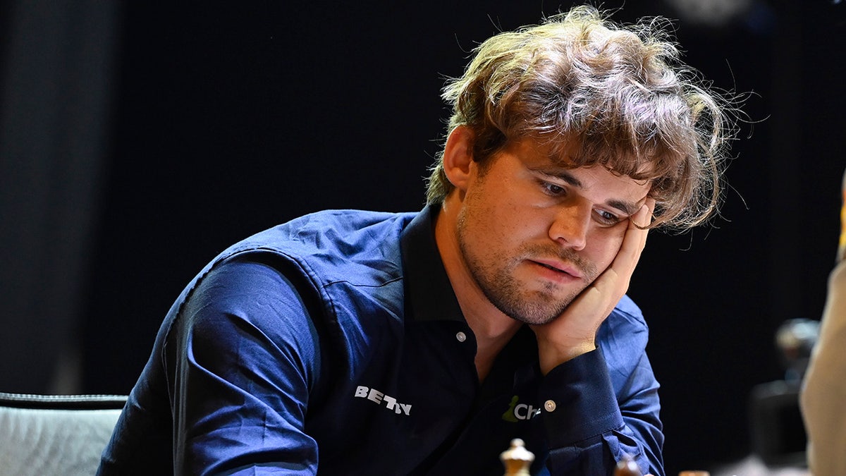 Magnus Carlsen competes