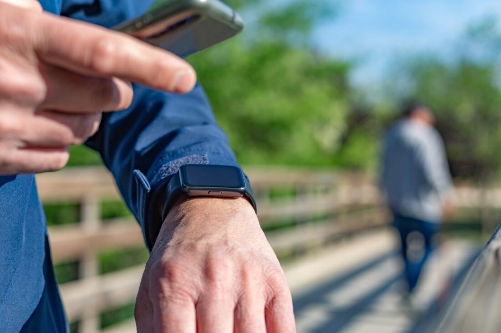 Walking daily can improve depression, research finds : Shots