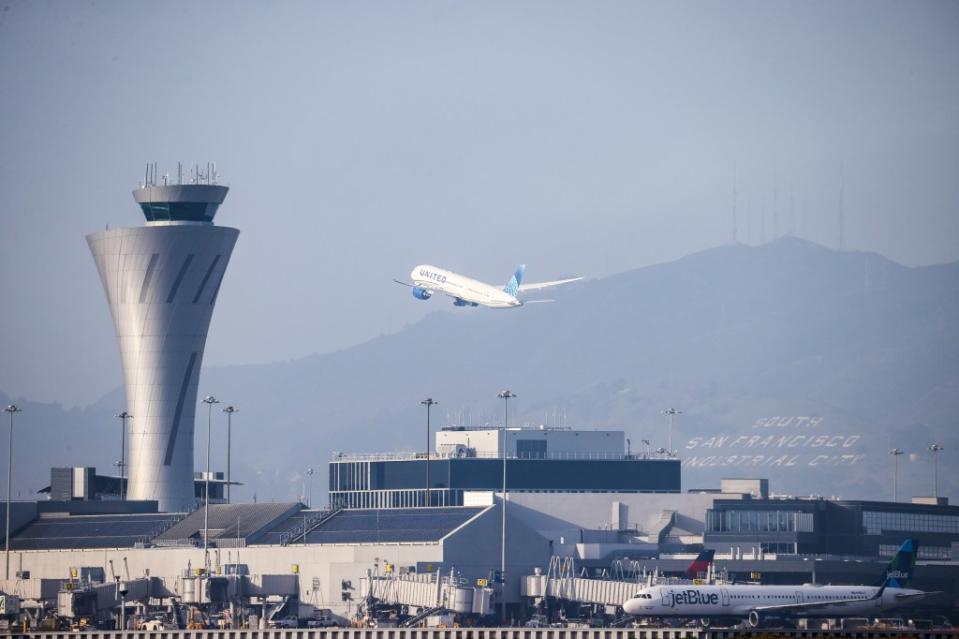 Jerome Gutierrez was traveling in business class on UA Flight 189 from San Francisco International Airport (SFO) to Manila, Philippines. Tayfun Coskun/Anadolu Agency via Getty Images