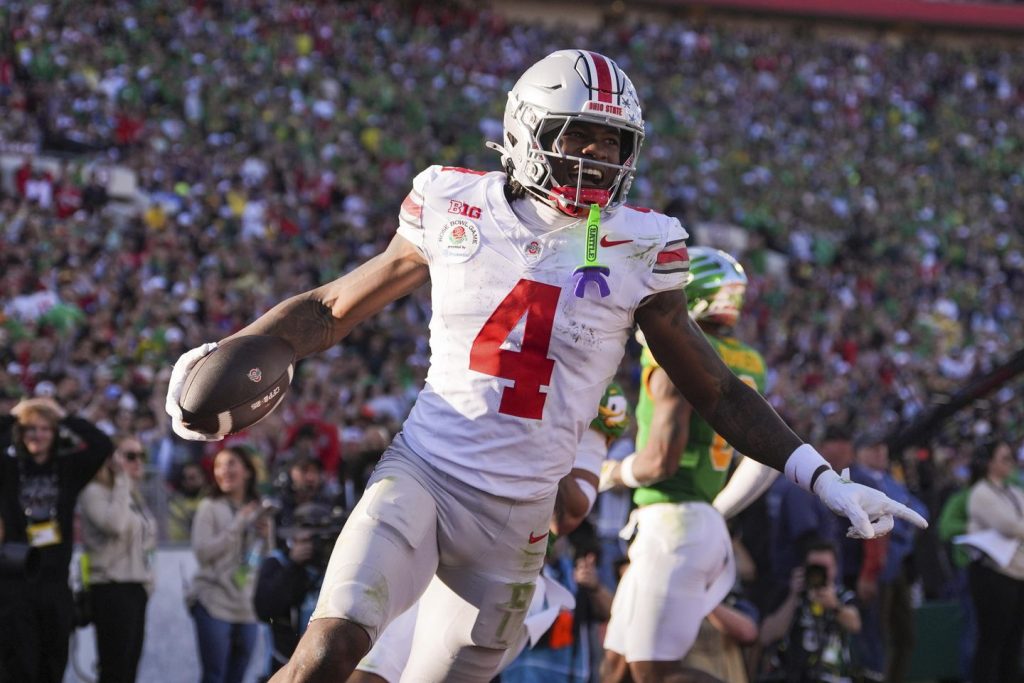 Ohio State blasts Oregon 41-21 in the Rose Bowl, advances to CFP semifinals