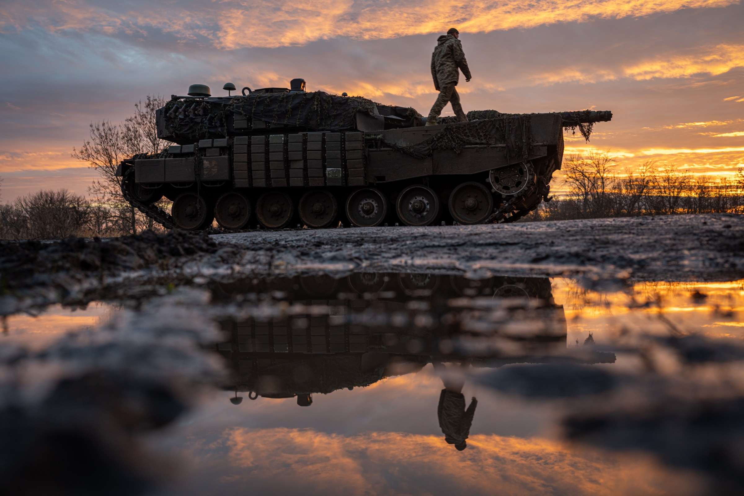 Ukrainian servicemen of the 33rd brigade operate a Leopard battle tank in the direction of Kurahove, Ukraine, as the Russia-Ukraine war continues on December 19, 2024.