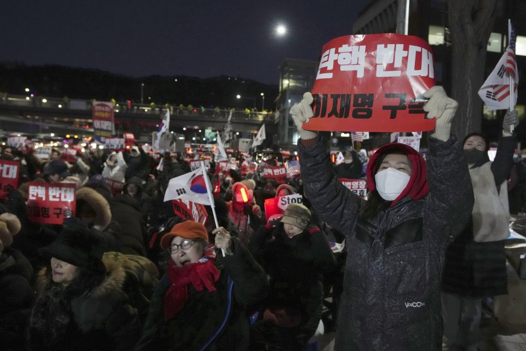 Chaotic standoff as investigators try to arrest impeached South Korean president