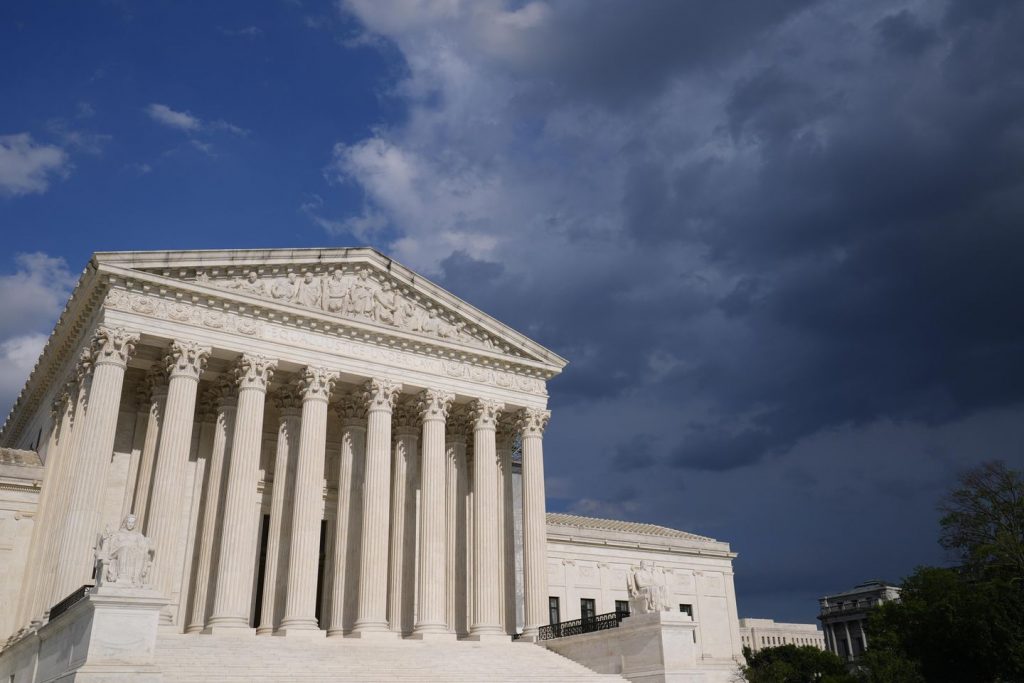 Federal courts won't refer Supreme Court Justice Clarence Thomas to attorney general over ethics