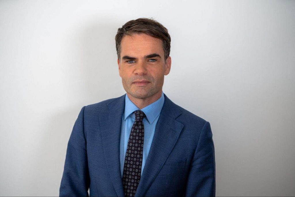 Award-Winning Journalist Erik Mouthaan on Telling Trustworthy Stories in a New Era of Information