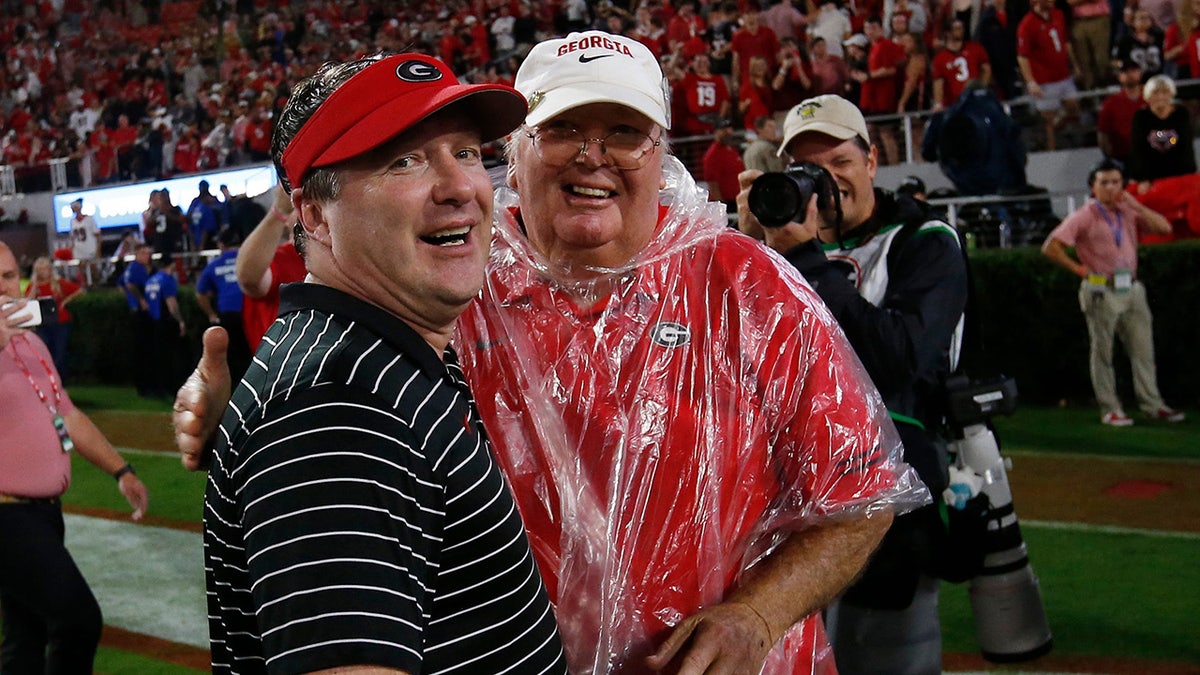 Kirby Smart celebrates with his dad Sonny Smart