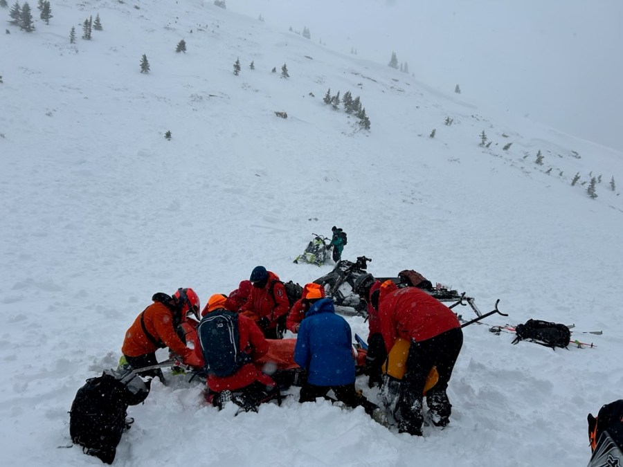 Man rescued after being buried in avalanche for over an hour