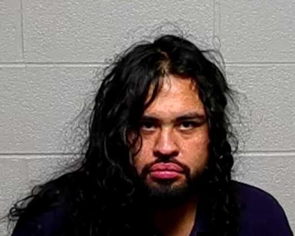 Mundelein man facing gun, drug charges after scuffle during traffic stop