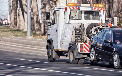 Beach residents, but not visitors, get car towing warnings