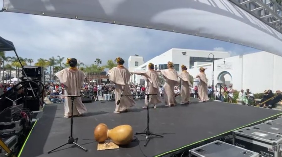 Hundreds attend SoCal API festival in Oceanside